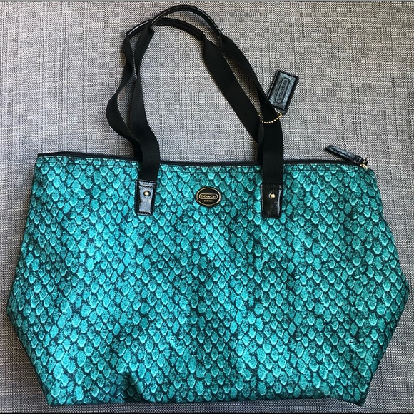 Coach purse with removable inner pouch/clutch - Picture 1 of 14